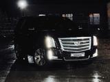 Cadillac Escalade 2016 года за 28 000 000 тг. в Алматы – фото 2