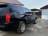 Chevrolet Suburban 2019 года за 33 000 000 тг. в Атырау – фото 2