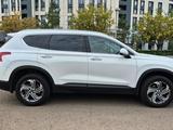 Hyundai Santa Fe 2023 года за 15 000 000 тг. в Астана – фото 4