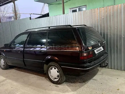 Volkswagen Passat 1993 года за 1 550 000 тг. в Шымкент – фото 2