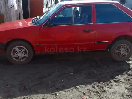 Mazda 323 1988 года за 400 000 тг. в Новомарковка