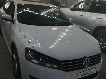 Volkswagen Passat 2013 года за 5 000 000 тг. в Актау – фото 12