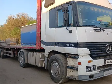 Mercedes-Benz  Actros 1998 года за 11 000 000 тг. в Астана – фото 2