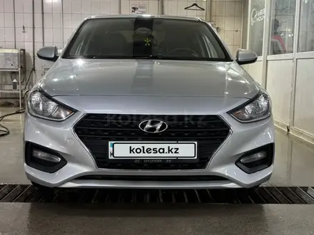 Hyundai Accent 2019 года за 7 300 000 тг. в Астана