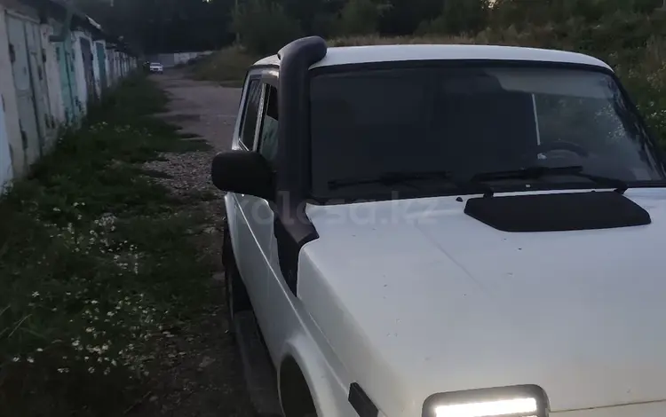 ВАЗ (Lada) Lada 2121 2015 годаүшін2 800 000 тг. в Риддер