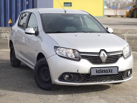 Renault Sandero 2015 года за 5 200 000 тг. в Семей – фото 9