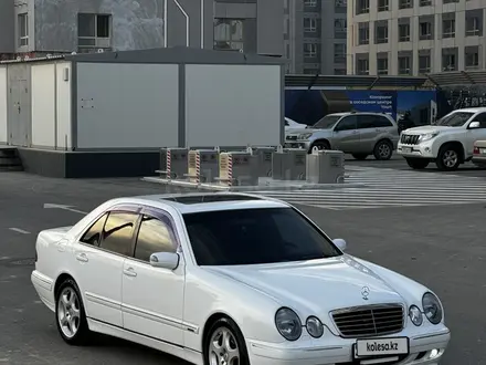 Mercedes-Benz E 320 2003 года за 8 700 000 тг. в Алматы – фото 4