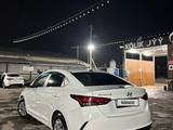 Hyundai Accent 2021 годаүшін8 500 000 тг. в Алматы – фото 3