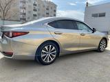 Lexus ES 250 2020 года за 24 000 000 тг. в Актобе – фото 4