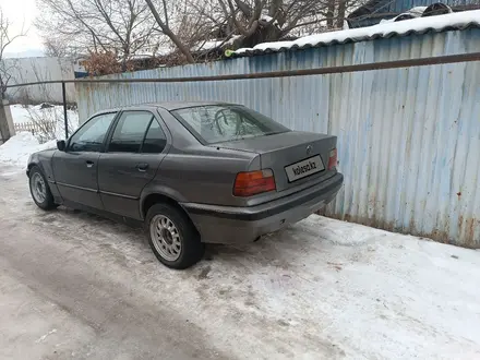 BMW 316 1991 года за 750 000 тг. в Алматы – фото 3