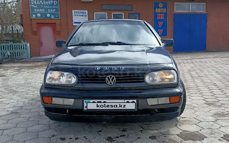 Volkswagen Golf 1993 годаүшін1 100 000 тг. в Караганда