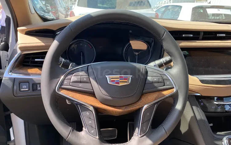 Cadillac XT5 2022 года за 28 000 000 тг. в Астана