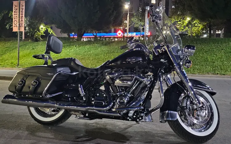 Harley-Davidson  Road King 2018 года за 13 990 000 тг. в Алматы