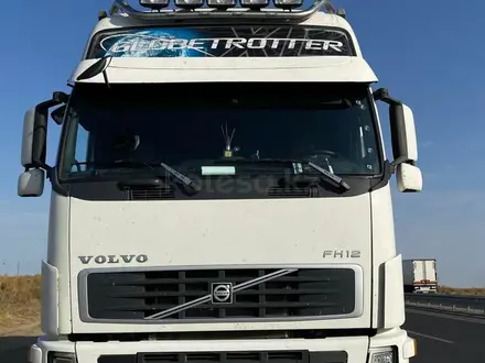 Volvo  FH 2002 года за 15 000 000 тг. в Шымкент