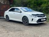 Toyota Camry 2017 годаүшін10 000 000 тг. в Семей – фото 3