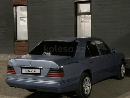 Mercedes-Benz E 250 1994 года за 1 500 000 тг. в Жезказган