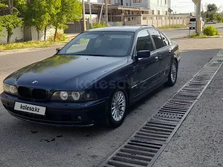 BMW 528 1997 года за 2 400 000 тг. в Тараз – фото 2