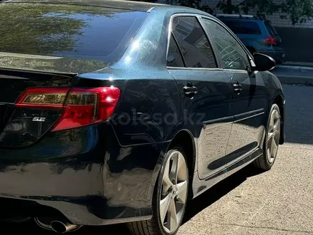 Toyota Camry 2014 года за 5 600 000 тг. в Уральск – фото 11