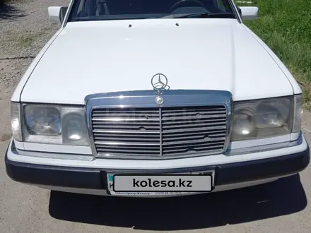 Mercedes-Benz E 230 1991 года за 1 700 000 тг. в Шымкент