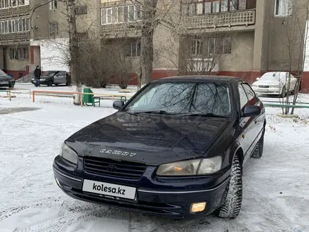 Toyota Camry Gracia 1997 года за 3 150 000 тг. в Семей – фото 2