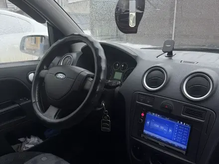 Ford Fusion 2006 года за 2 800 000 тг. в Семей – фото 12