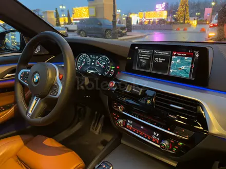 BMW M5 2019 года за 40 000 000 тг. в Алматы – фото 23