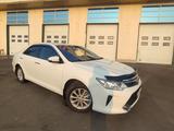 Toyota Camry 2015 года за 10 200 000 тг. в Алматы – фото 2