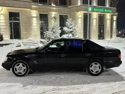 Mercedes-Benz E 280 1994 года за 2 550 000 тг. в Астана – фото 7