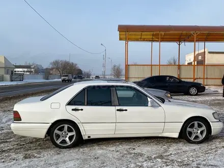 Mercedes-Benz S 320 1999 года за 4 500 000 тг. в Павлодар – фото 13