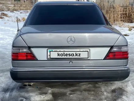 Mercedes-Benz E 280 1992 года за 2 100 000 тг. в Шымкент – фото 2