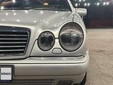 Mercedes-Benz E 280 1997 годаүшін4 200 000 тг. в Семей – фото 3
