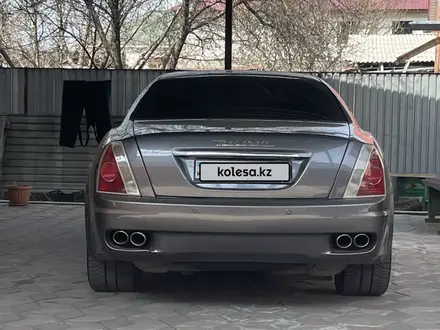 Maserati Quattroporte 2006 года за 7 400 000 тг. в Алматы