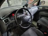 Toyota Avensis Verso 2002 годаүшін3 300 000 тг. в Астана