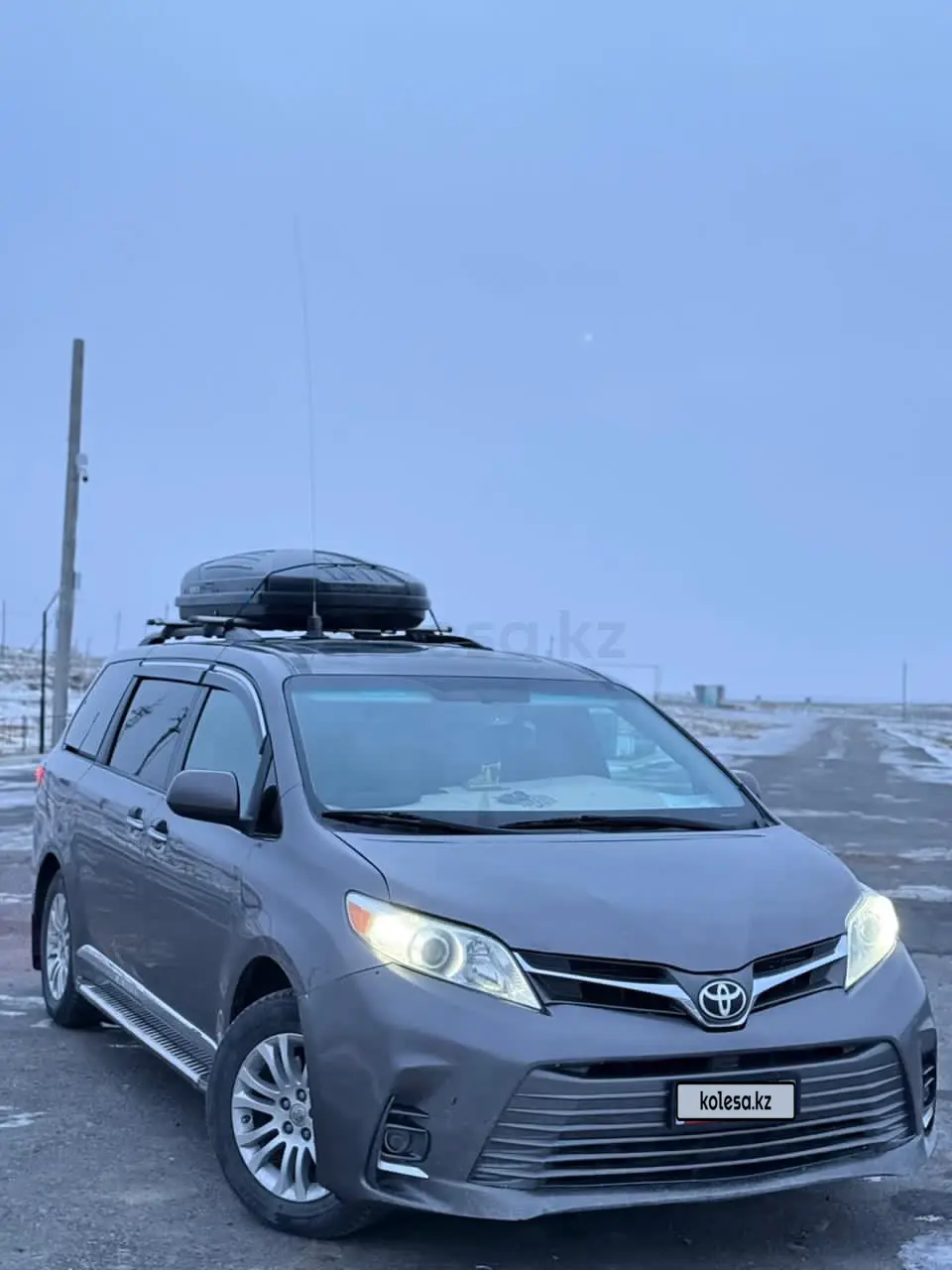 Toyota Sienna, 2015