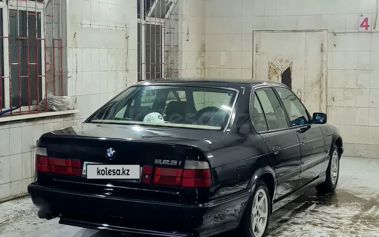 BMW 525 1995 года за 3 200 000 тг. в Астана