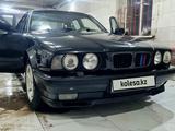 BMW 525 1995 года за 3 200 000 тг. в Астана – фото 2