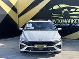 Hyundai Elantra 2022 года за 10 700 000 тг. в Атырау – фото 2
