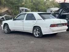 Mercedes-Benz 190, 1988