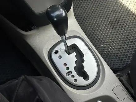 Toyota Yaris 2008 года за 3 300 000 тг. в Актобе – фото 17
