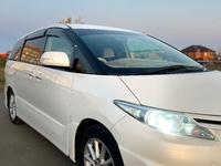 Toyota Estima 2010 годаfor5 500 000 тг. в Атырау