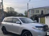 Toyota Highlander 2011 года за 11 500 000 тг. в Актобе – фото 3