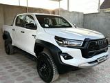 Toyota Hilux 2023 года за 27 500 000 тг. в Актау – фото 3