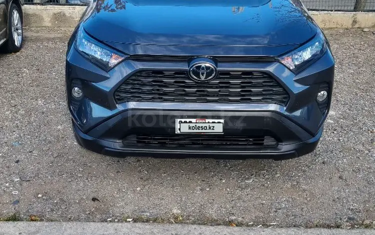 Toyota RAV4 2019 года за 14 000 000 тг. в Уральск