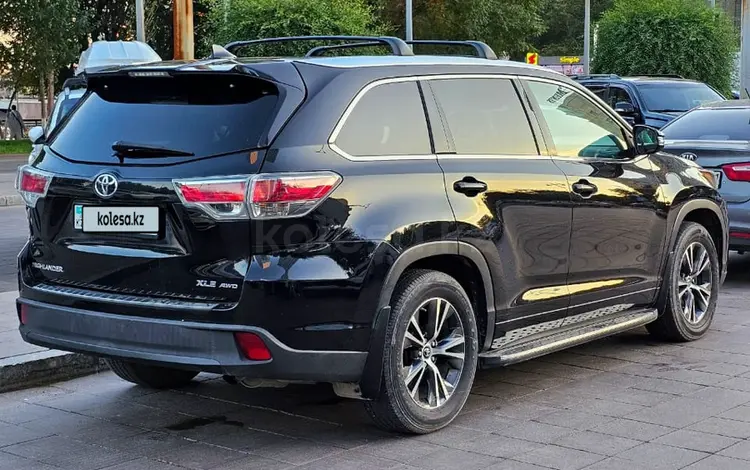 Toyota Highlander 2016 годаүшін16 300 000 тг. в Астана