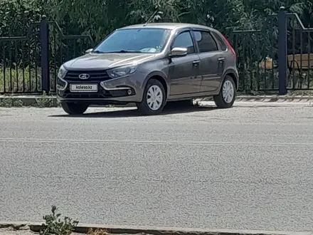 ВАЗ (Lada) Granta 2192 2019 года за 4 400 000 тг. в Актобе – фото 2