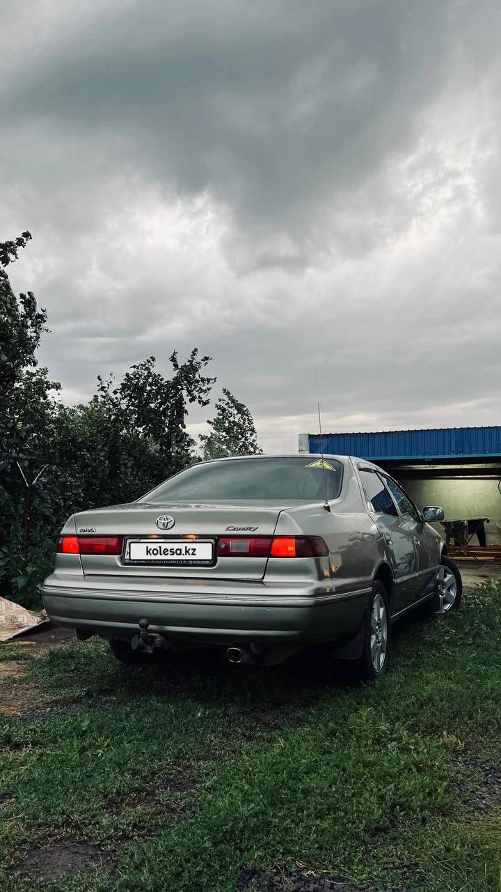 Toyota Camry 1997 г.