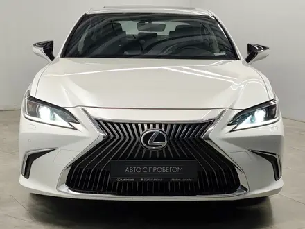 Lexus ES 250 2019 года за 16 500 000 тг. в Алматы – фото 3