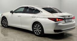 Lexus ES 250 2019 года за 16 500 000 тг. в Алматы – фото 4