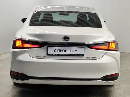 Lexus ES 250 2019 года за 16 500 000 тг. в Алматы – фото 5