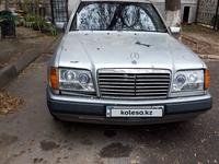 Mercedes-Benz E 220 1994 годаfor1 700 000 тг. в Шымкент